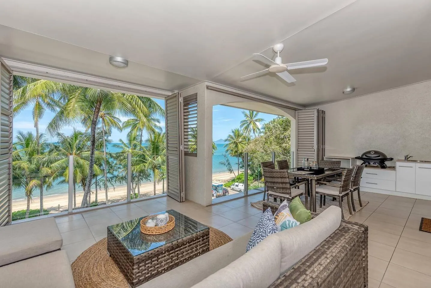 Opal Dreams - Your Gateway To Beachfront Bliss Palm Cove 0*,